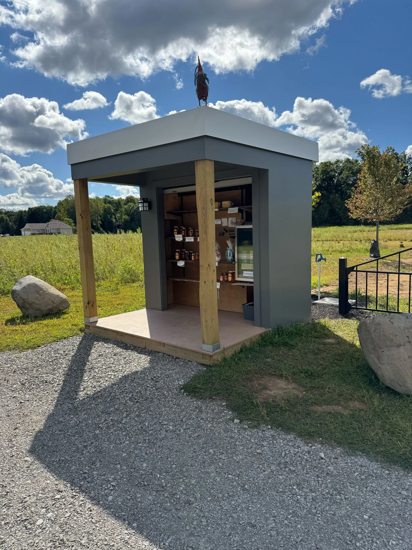 The Local Honey Hive roadside stand in Ottawa Lake